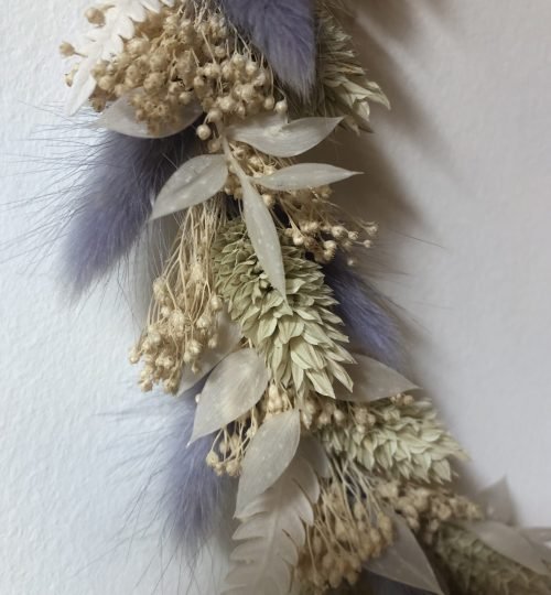 Des fleurs séchées à la boutique de séné